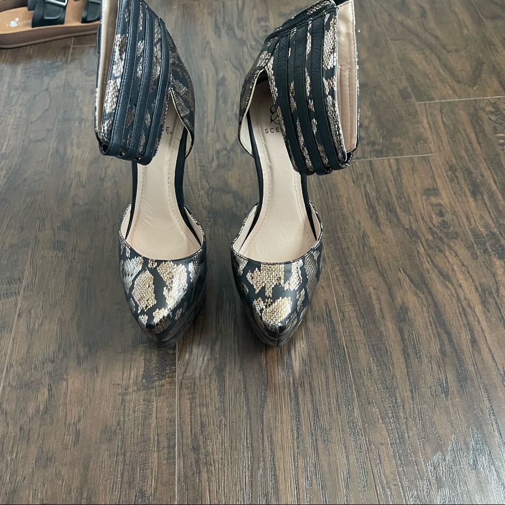 Snakeskin Platforms - image 2